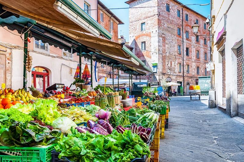 italian market to visit in pisa