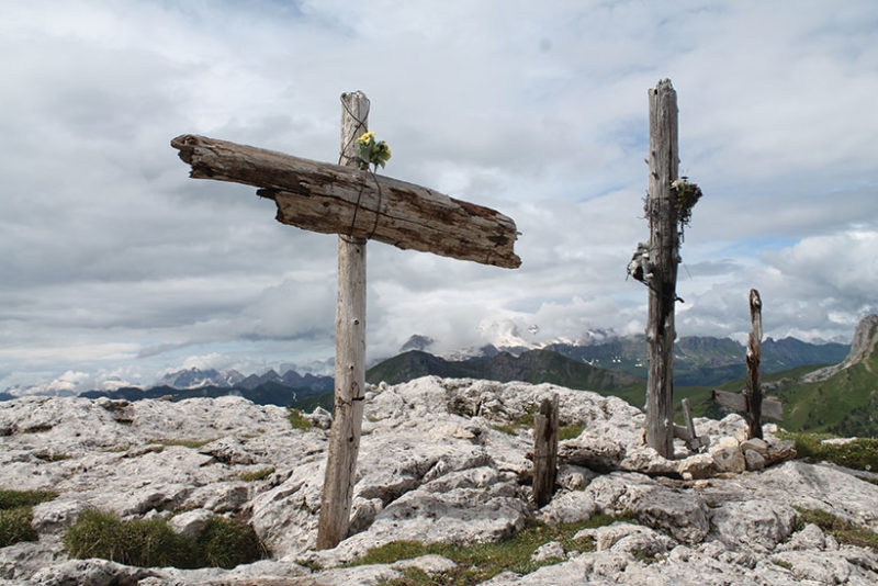 WW1 memorial cross Dolomites