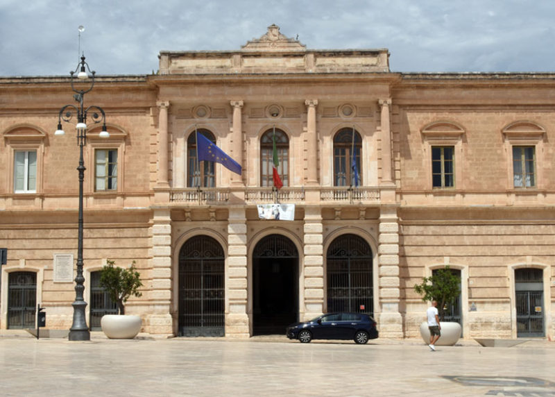 Fasano (Brindisi) - Piazza Ciaia - Palazzo Municipale